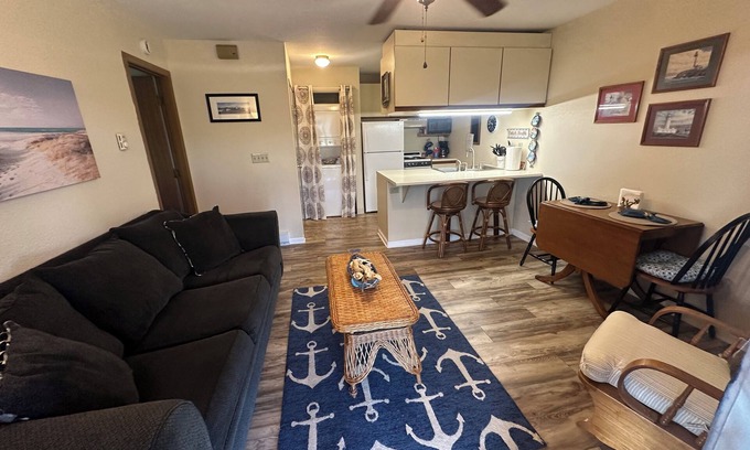 Oak Harbor Condo | First Floor Lake Erie GreenCove Condo w Boat Slip for Fishing or Bird Watching