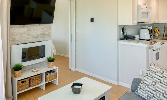 Jacksonville Beach Apartment | First Street South Serenity