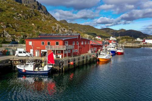 Ballstad House | Fish factory -The real Lofoten experience