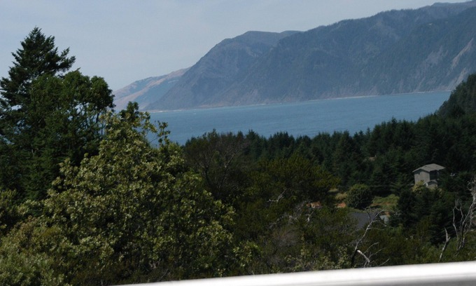 Shelter Cove House | Fish on! Tuna are here! Boat parking hot tub and bbq. Pet friendly sleeps 6