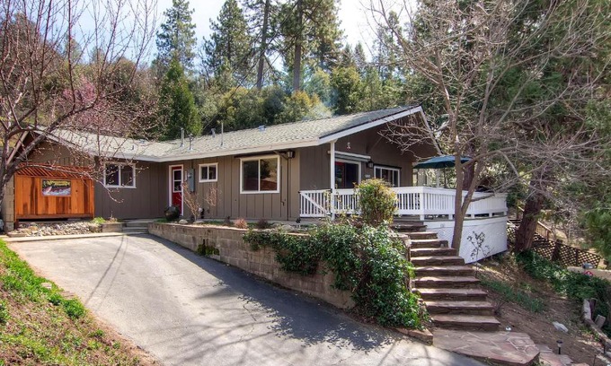 Yosemite Forks House | Fishermen’s Oasis