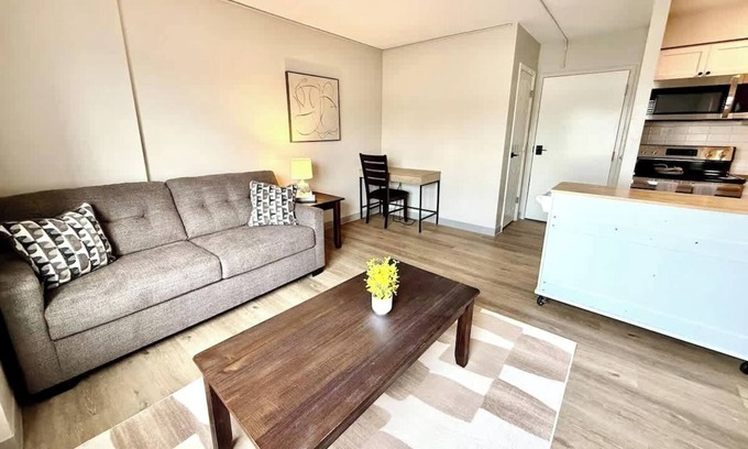 North Central Omaha Apartment | Fitness Gym, Free Parking, Near Benson!