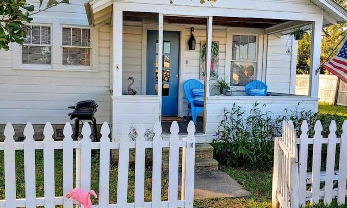 Port St. Joe Cottage | Flamingo Club, Pet Friendly