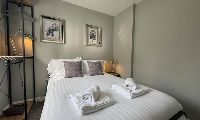 Telford Apartment | Flat 1 Castle Street Serviced Apartments