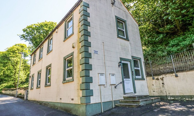 Whitehaven Cottage | FLAT 1, OMEGA COURT, pet friendly in Whitehaven
