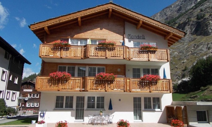 Saas Almagell Apartment | Flat for 2 - 3 persons with one bedroom