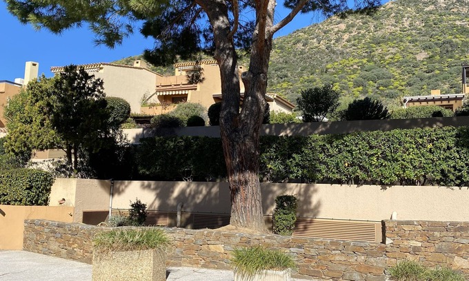Le Lavandou Apartment | Flat for 6 people with air conditioning, St Clair Le LAVANDOU, renovated in 2023