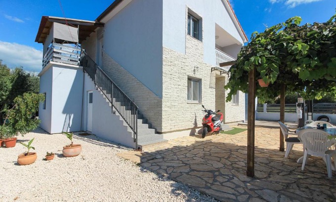 Skatari Villa | Flat Villa Maya with private pool, garden near the town center