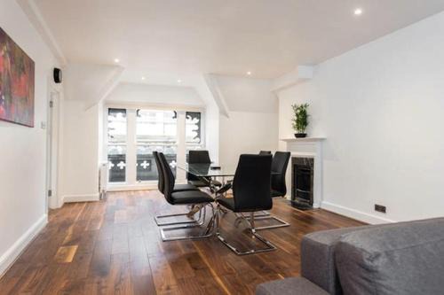 Castle Baynard Apartment | Fleet Street Apartment 4