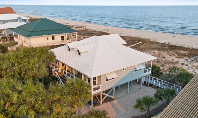Sea Palm Village House | Flew The Coop: 4 BR Beachfront Home- Hot Tub, Pet Friendly, Sleeps 12!