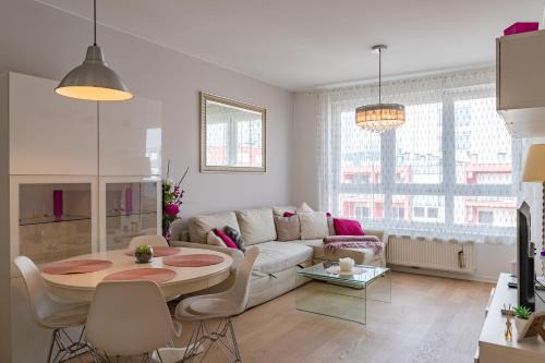 Zagreb Apartment | Flexible SelfCheckIns 23 - Zagreb - Garage - Electric vehicle ccharger - Loggia - New - Luxury