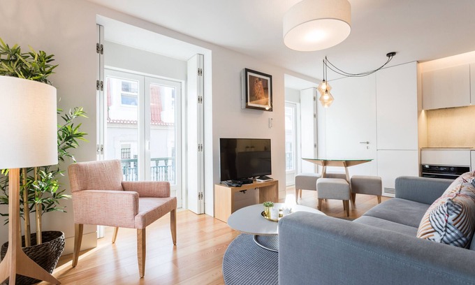 Chiado Apartment | FLH Chiado Elegant Apartment