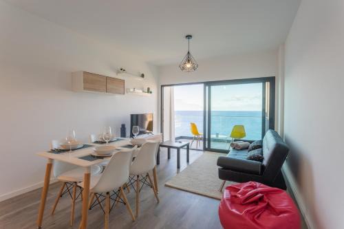 Gaula Apartment | FLH Fantastic Ocean View with Balcony