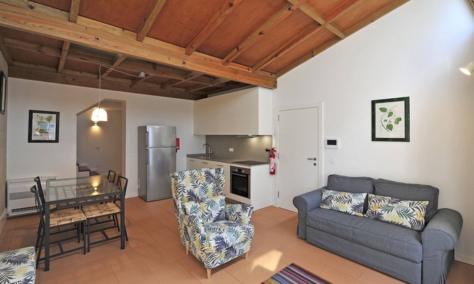 Lordelo do Ouro e Massarelos Apartment | FLH Oporto Captain House - Foz Apartment