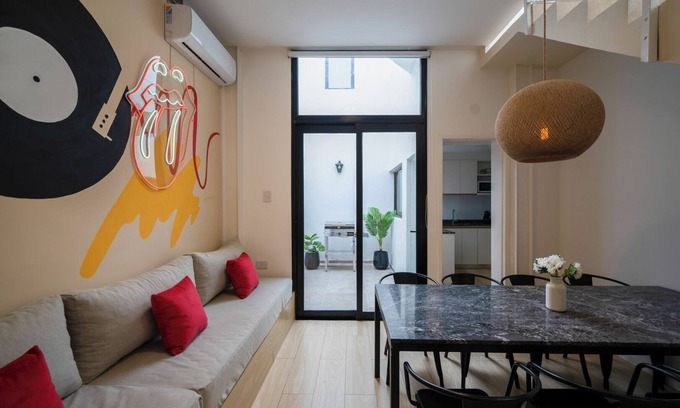 Villa Crespo Apartment | Fliphaus Serrano 1100