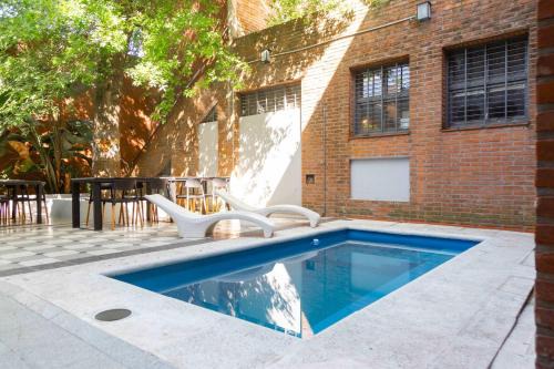 Palermo House | Fliphaus Villa Salvador 4600 - 5 Bd Unique Villa Pool & BBQ Plaza Armenia