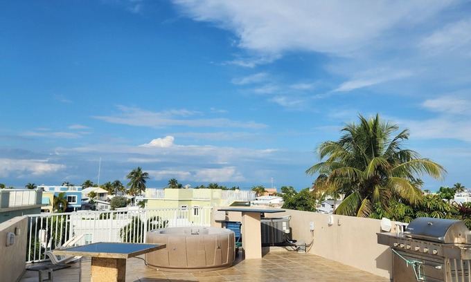 Layton House | Florida Keys Paradise Long Key Outdoor Resort