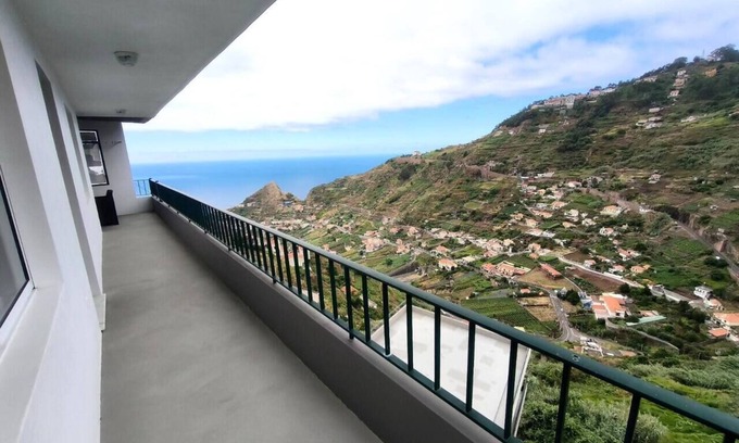 Camara de Lobos House | Fontainha - Family or Group Home