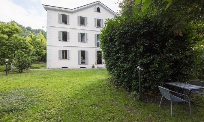 Maccagno Villa | For 7 people, 115 sqm, big garden, close to every destination