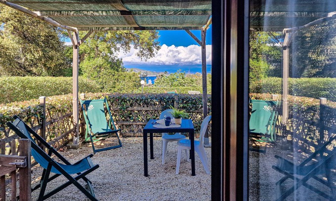 Capoliveri Apartment | For romantic hours with fantastic views - Appartamenti Le Querce - Uva