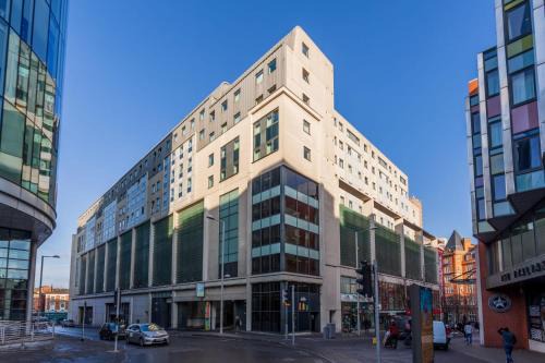 Nottingham City Centre Apartment | For Student Only Trinity Square in Nottingham