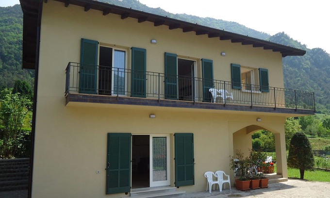 Crone House | For the holiday with big family, friends or grandparents, only 500m to the lake