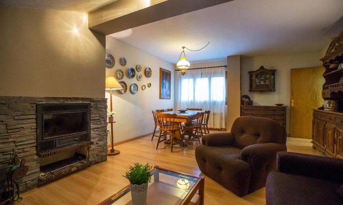 Sallent de Gallego Apartment | Foratata - familiar y muy acogedor BY PIRINEOS 360