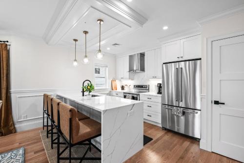 Forest Hills - Woodbourne Apartment | Forest Hill condos -Boston