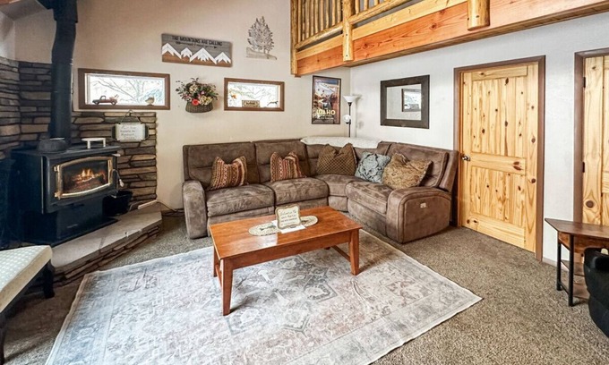Donnelly Apartment | Forest Lake Cabin
