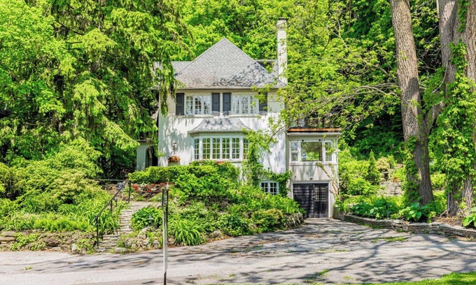 York Mills House | Forest living in Toronto