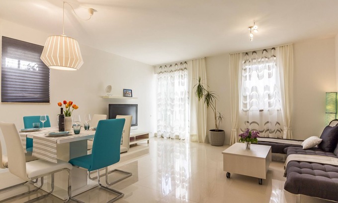 Vinkuran Apartment | Forest & Sea apartment - Table tennis & 4 x Bikes included