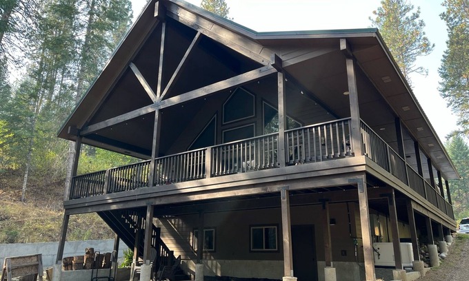 Garden Valley Cabin | Forest Seclusion Sleeping 10. Hot Tub, Pets, WIFI and Geothermal Pool Access!