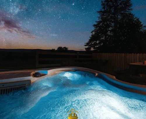 Coleraine House | Forest View Cottage - Private Hot Tub