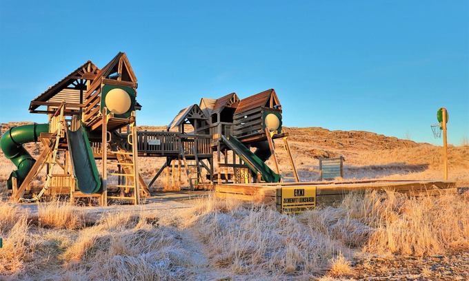 Borgarnes House | Fossatún Sunset Cottage