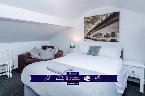 Chorley House | Four BR House By Eason Stays Short Lets & Serviced Accommodation Chorley With Free Parking