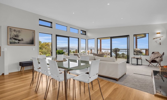 Mallacoota House | Four On Stingray Point