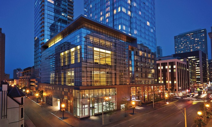 Yorkville Hotel | Four Seasons Hotel Toronto