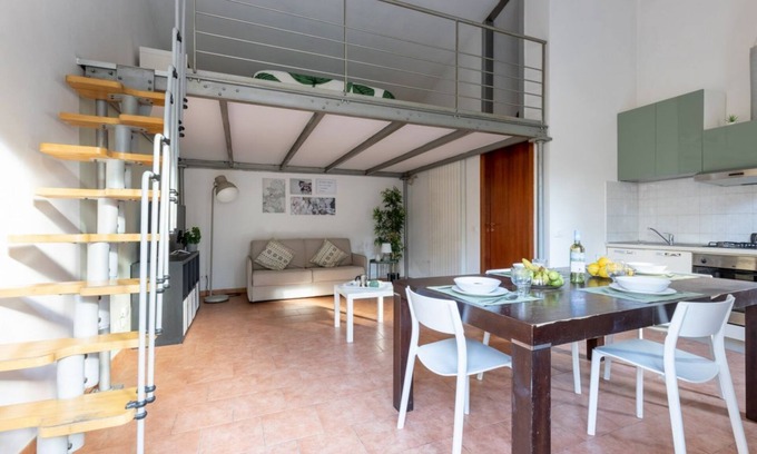 Pisa Apartment | Four Shades of Pisa - Green Studio Apartment