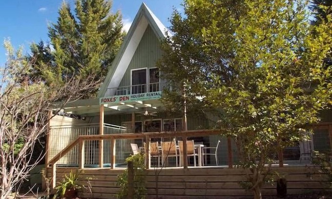 Bright House | Foxes' Den - River Frontage