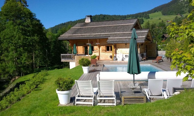 Le Grand-Bornand Ski Chalet | Luxurious Chalet in Le Chinaillon with Sauna