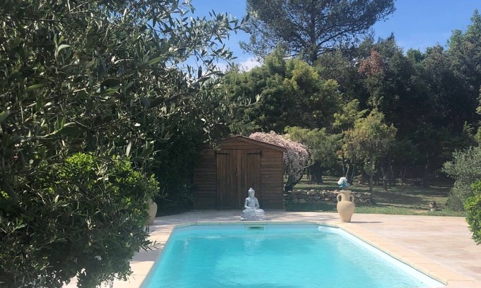 Saint-Maximin-la-Sainte-Baume House | Maison de Charme Avec Piscine