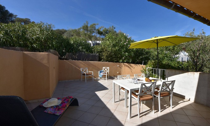 Sainte-Lucie-de-Porto-Vecchio Apartment | Villa 1 Chambre (2 - 4 Personnes)