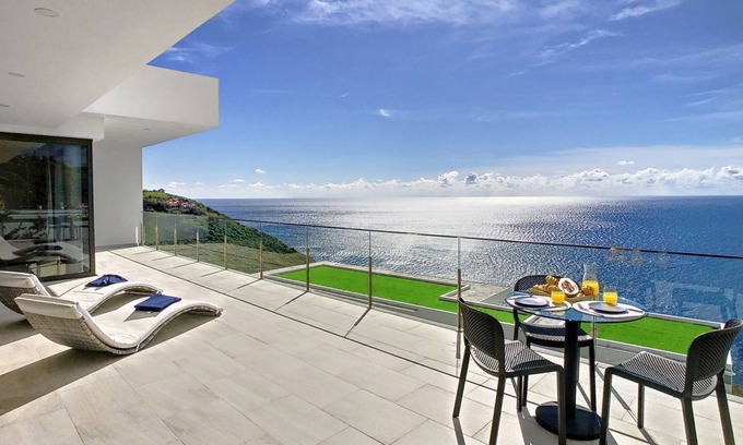 Tabua Apartment | Francelho 2 Apartment by LovelyStay