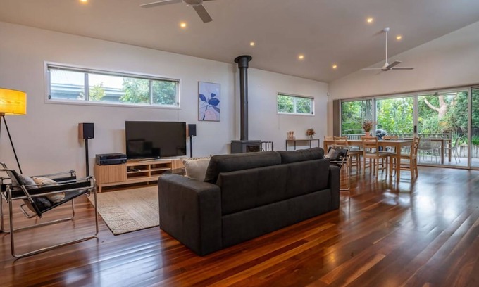 Callala Beach House | Frankies Place - a stunning coastal home