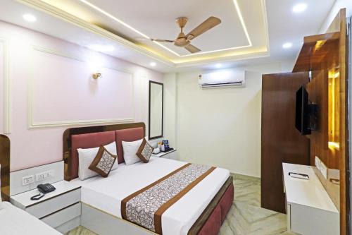 Jangpura Hotel | Frankstay By Hotel Samrat Residency 10 Mints Walking Distance Nizamuddin Railway Station