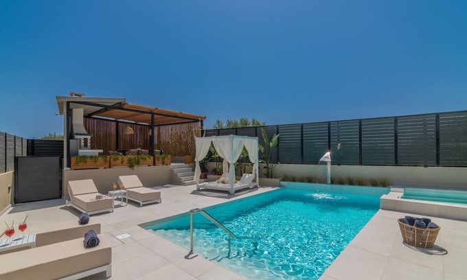 Ayios Kirikos Villa | Fratelli Villa, with Heated Pool & Spa Whirlpool