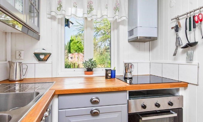 Askoy House | Fred Full - family friendly - good air child friendly. rich naturliv- cozy