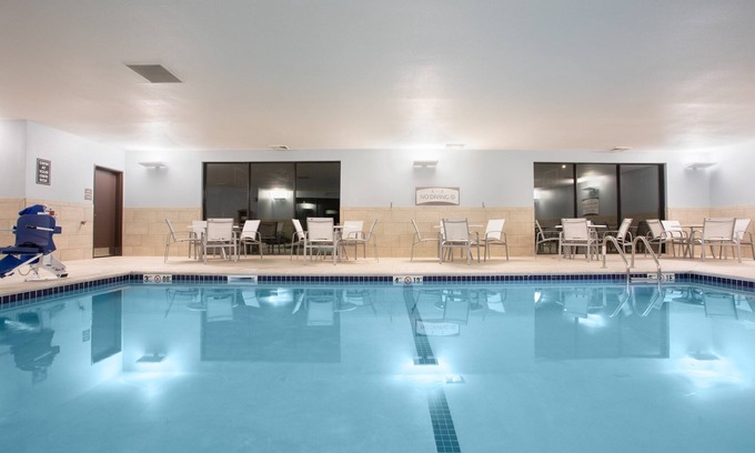 Littleton Condo | Free Breakfast Buffet. Near Red Rocks Amphitheater!