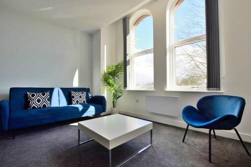 Salford Apartment | FREE PARKING - Beautiful 2-BR Flat in Manchester
