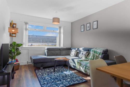 Livingston Apartment | Free Parking - Central - Sleeps 6 - 2 Bedrooms